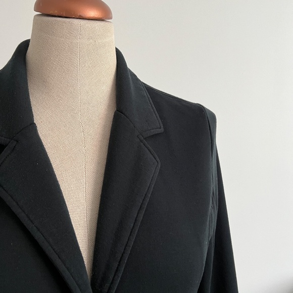 Lole - Black Jacket - Picture 2 of 7